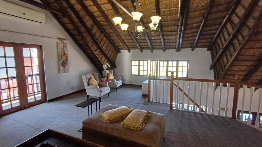 6 Bedroom Property for Sale in Kosmos North West